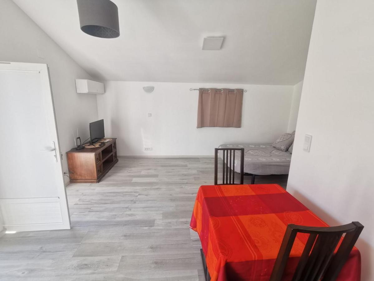 Chez Antho Et Jess Saint-Alban-du-Rhone